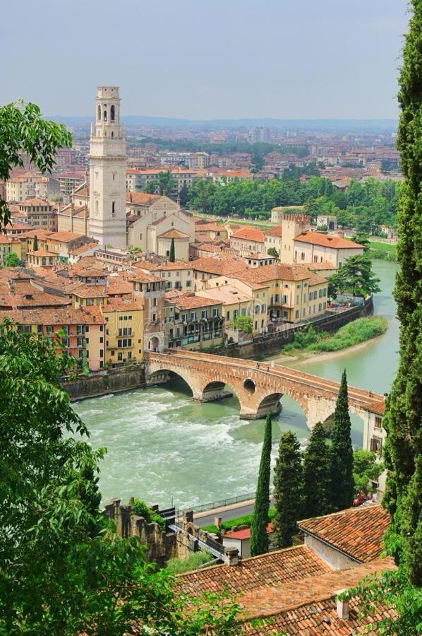 Residenza Citta Antica Apartment Verona Exterior photo